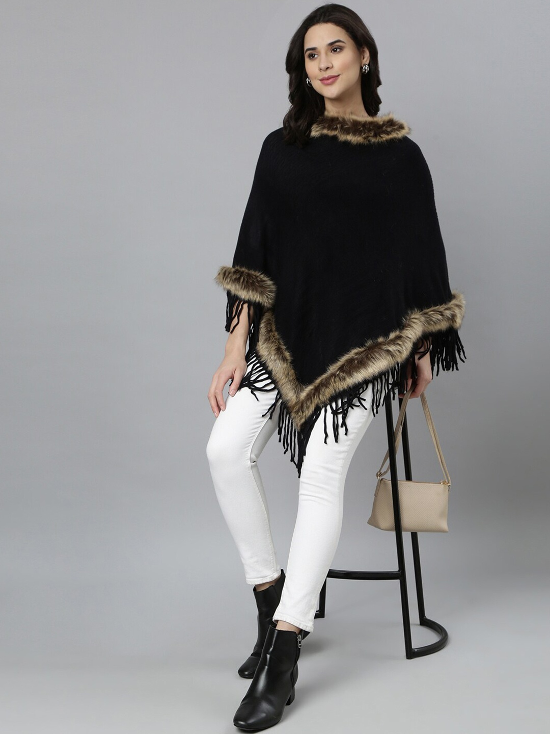 

SHOWOFF Women Longline Poncho with Fringed Detail, Black