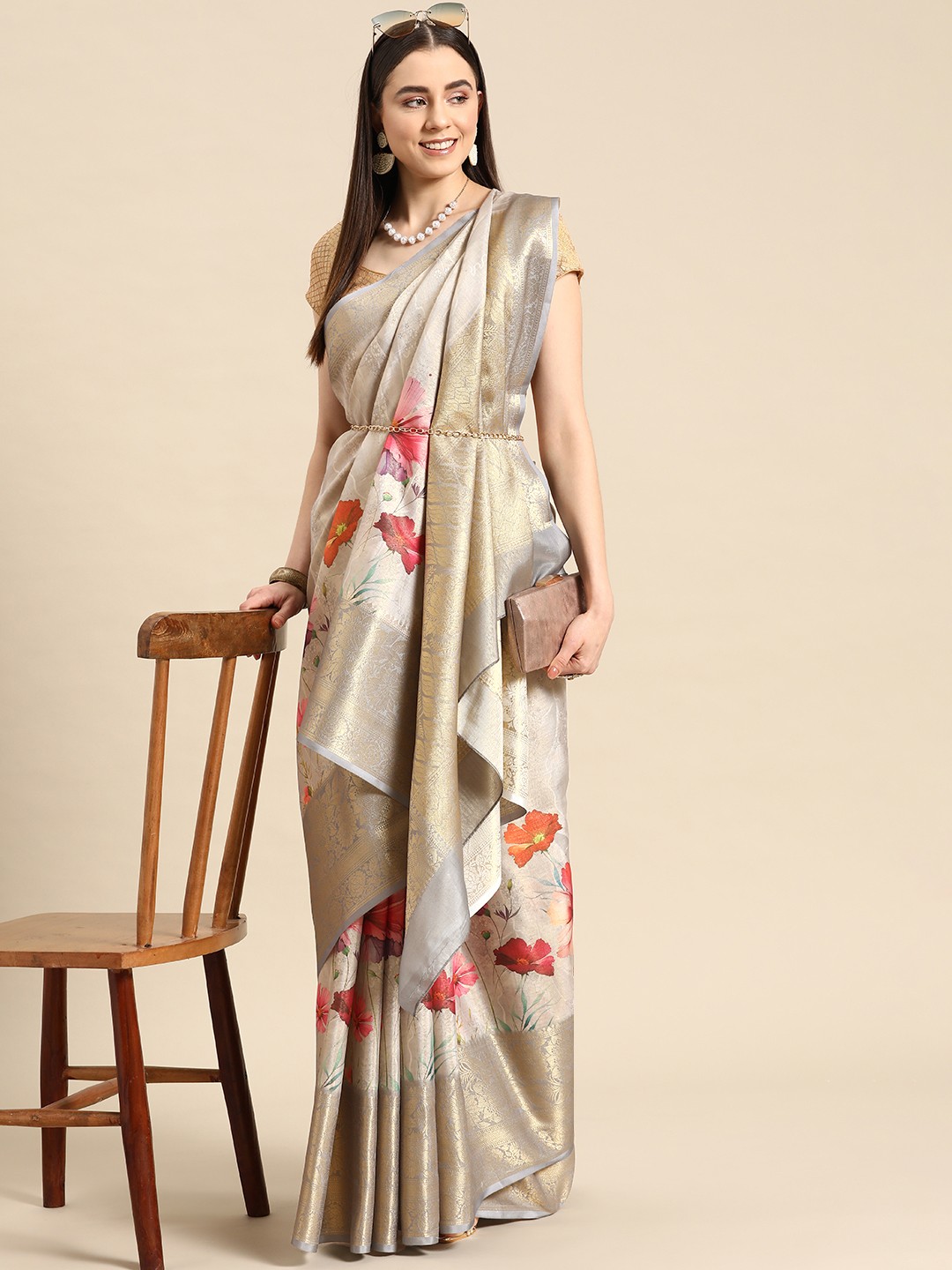 

Silk Land Floral Zari Tissue Kanjeevaram Digital Print Saree, Grey