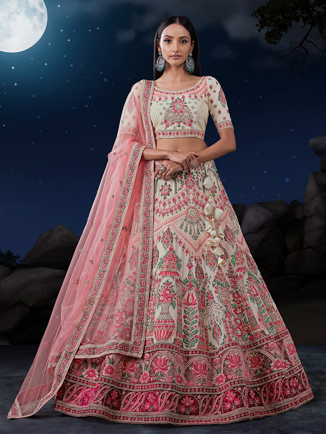 

Fusionic Embroidered Thread Work Semi-Stitched Lehenga & Unstitched Blouse With Dupatta, Off white