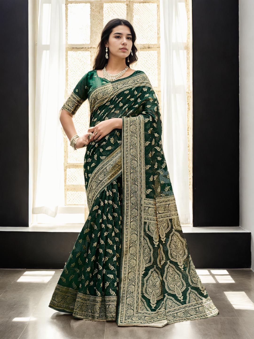 

Ishin Ethnic Ethnic Woven Design Zari Pure Cotton Chanderi Saree, Green