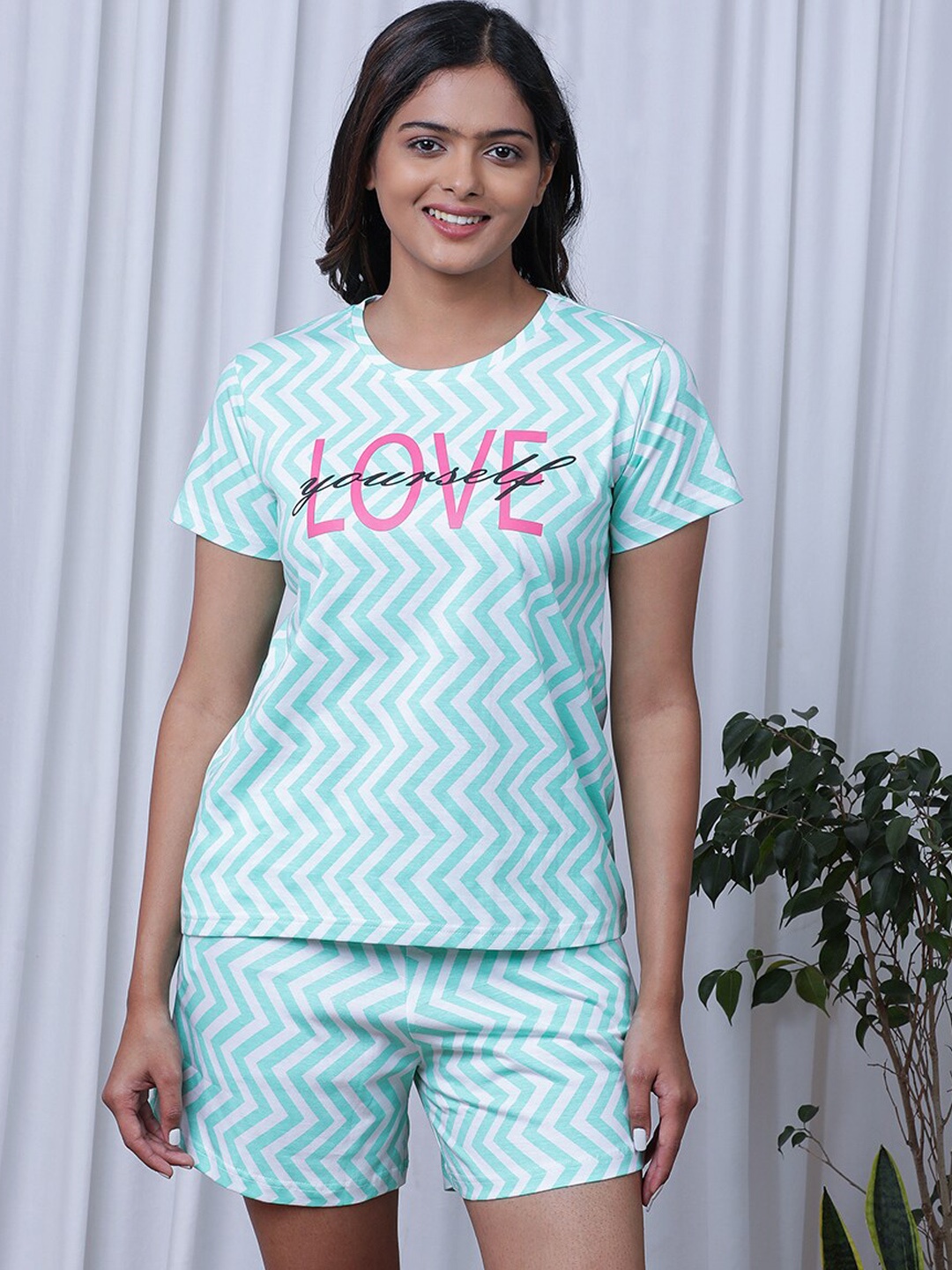 

Slumber Jill Chevron Printed Pure Cotton Night Suit, Green