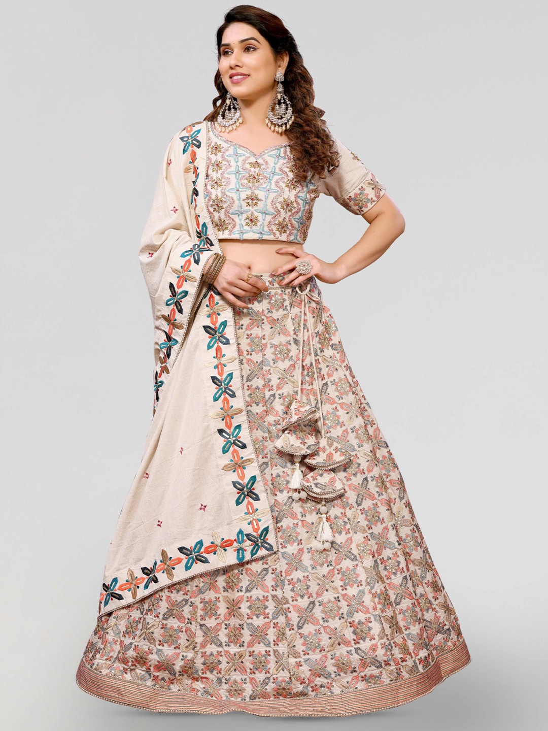 

PYARI - A style for every story Embroidered Ready to Wear Lehenga & Blouse With Dupatta, Beige