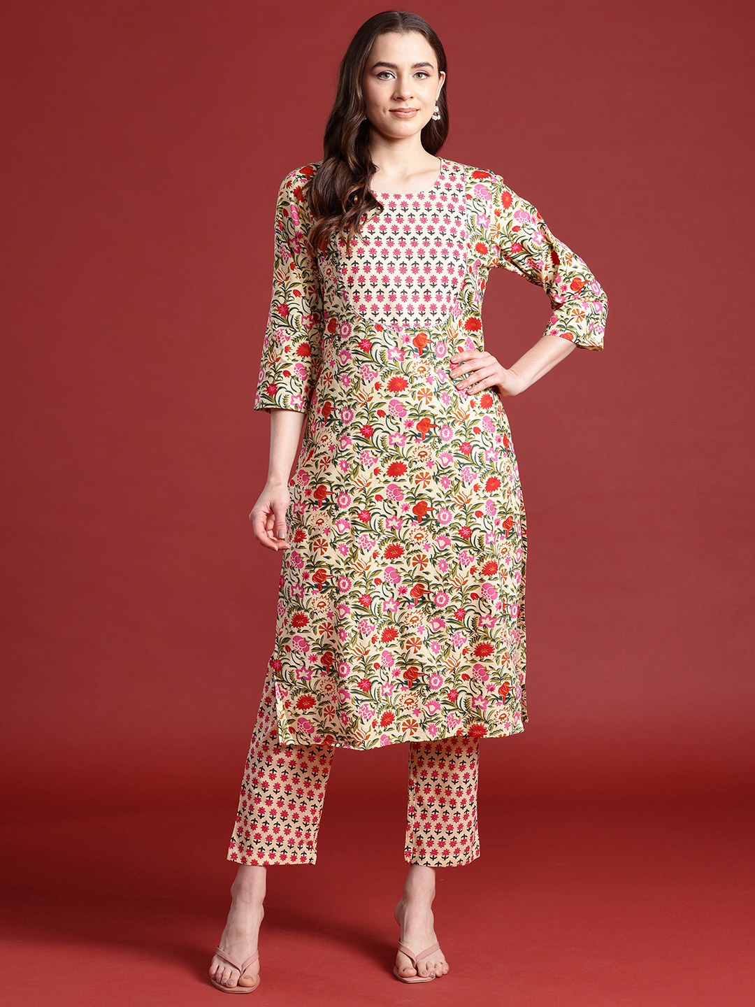 

Anouk Floral Printed Gotta Patti Pure Cotton Kurta with Trousers, Yellow