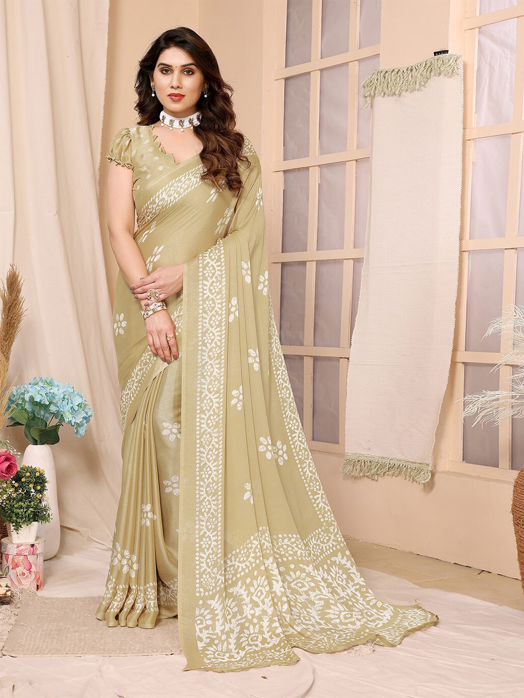 

ANAND SAREES Floral Printed Saree, Beige