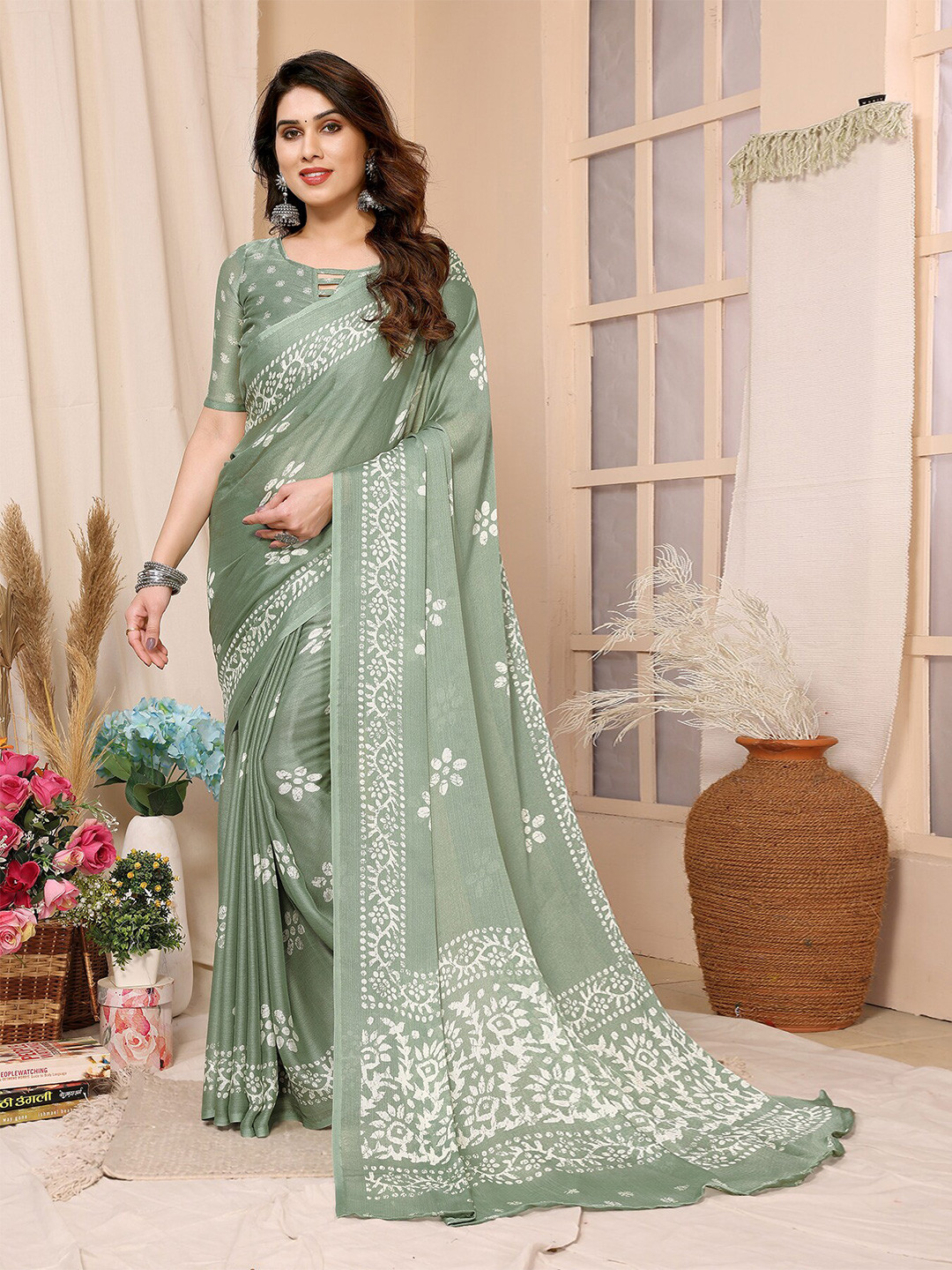 

ANAND SAREES Floral Printed Saree, Green