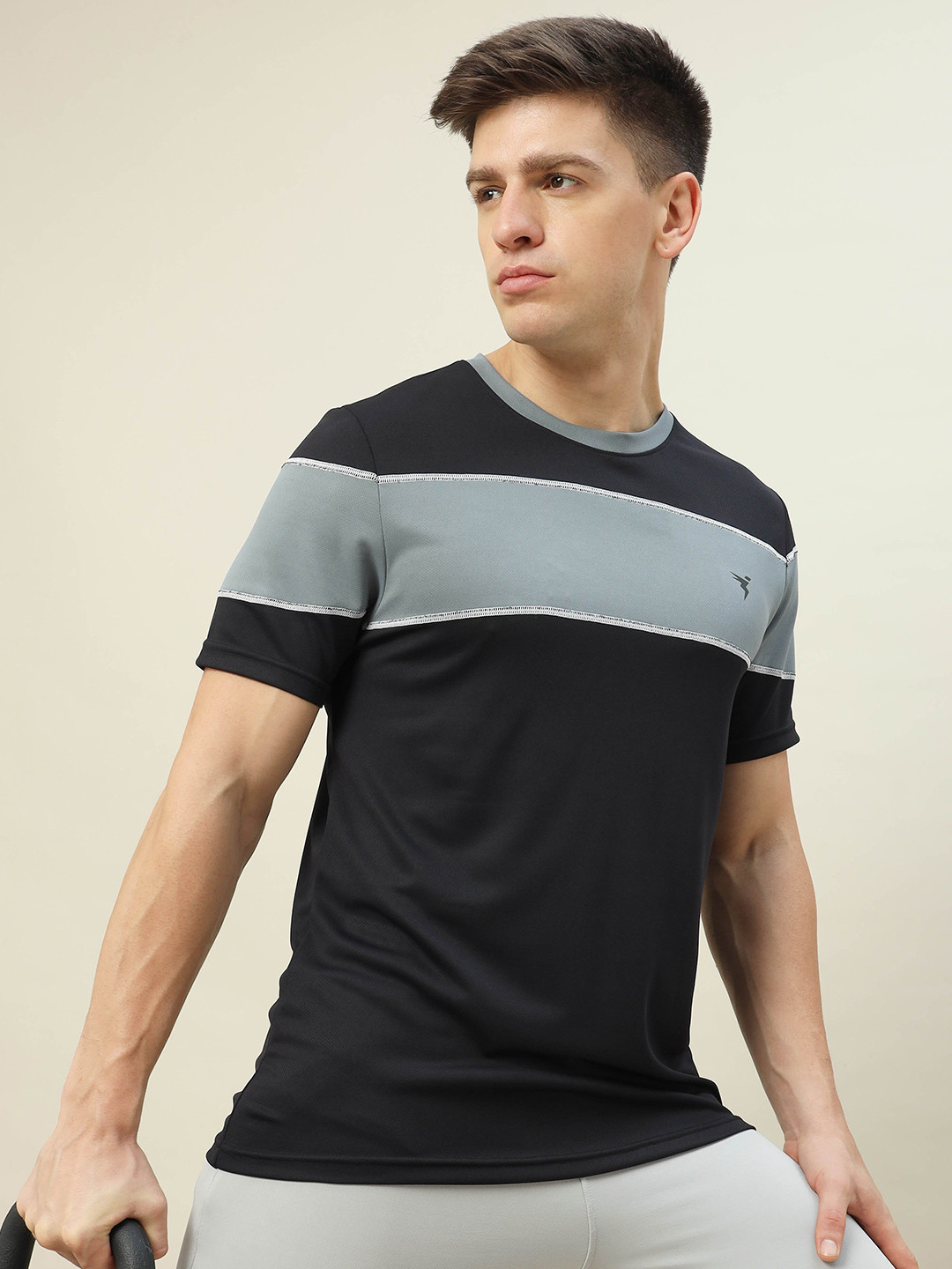 

Technosport SS'24 Colourblocked Round Neck Rapid-Dry Slim Fit T-shirt, Black