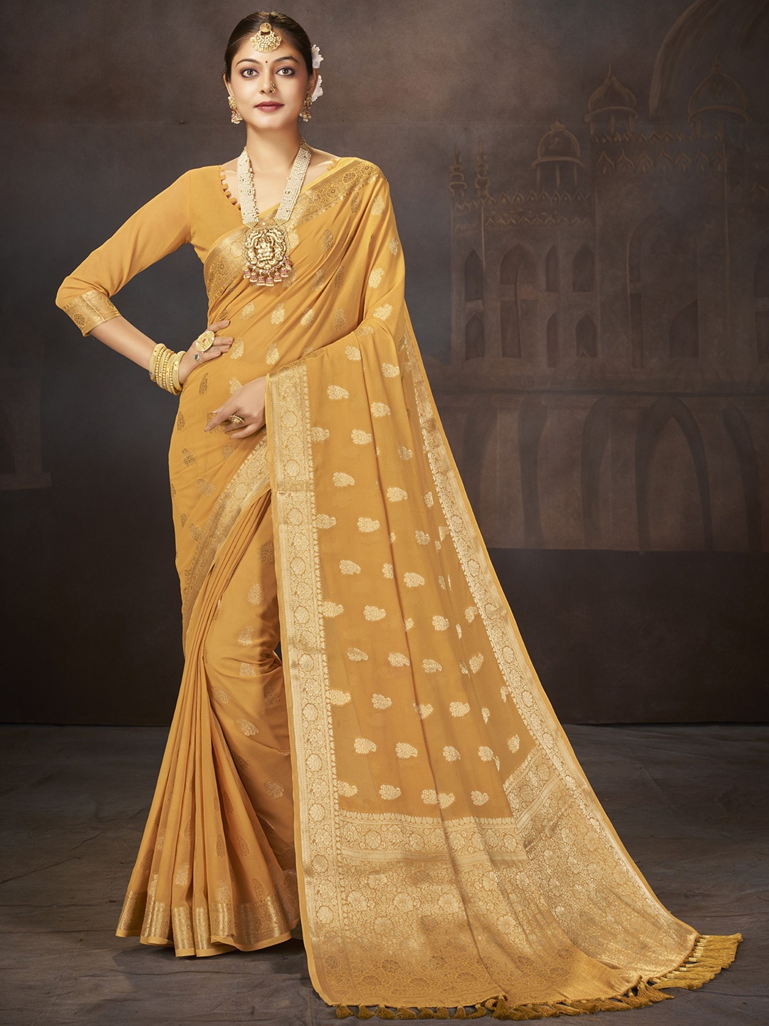 

DIVASTRI Ethnic Motifs Woven Design Zari Pure Georgette Banarasi Saree, Orange