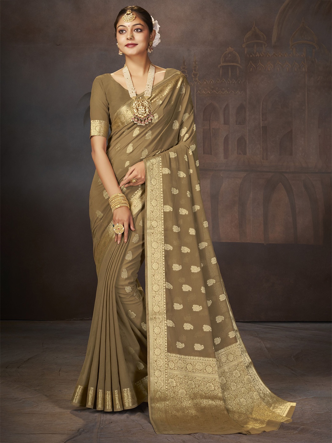 

DIVASTRI Ethnic Motifs Woven Design Zari Pure Georgette Banarasi Saree, Brown