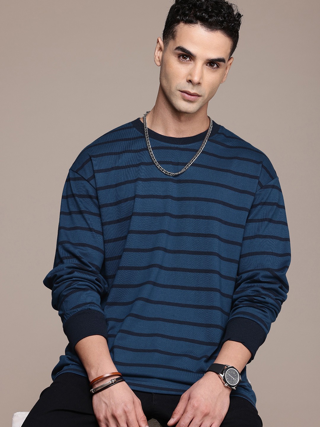 

Roadster Striped Drop-Shoulder Sleeves Relaxed Fit T-shirt, Navy blue