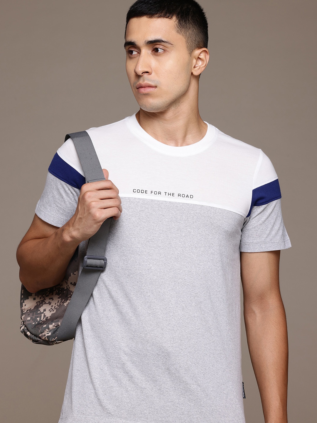 

The Roadster Lifestyle Co. Colourblocked T-shirt, White