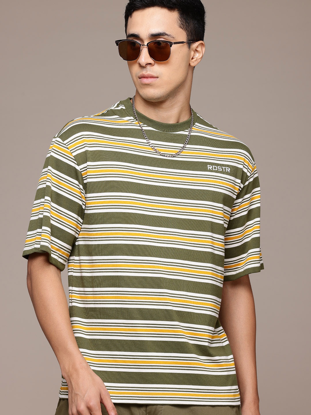 

The Roadster Lifestyle Co. Striped Drop-Shoulder Sleeves T-shirt, Olive