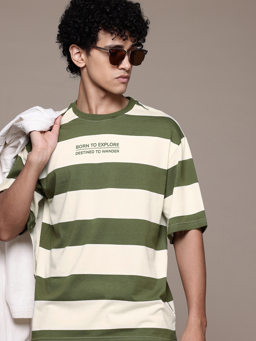 

The Roadster Lifestyle Co. Striped Drop-Shoulder Sleeves Relaxed T-shirt, Green