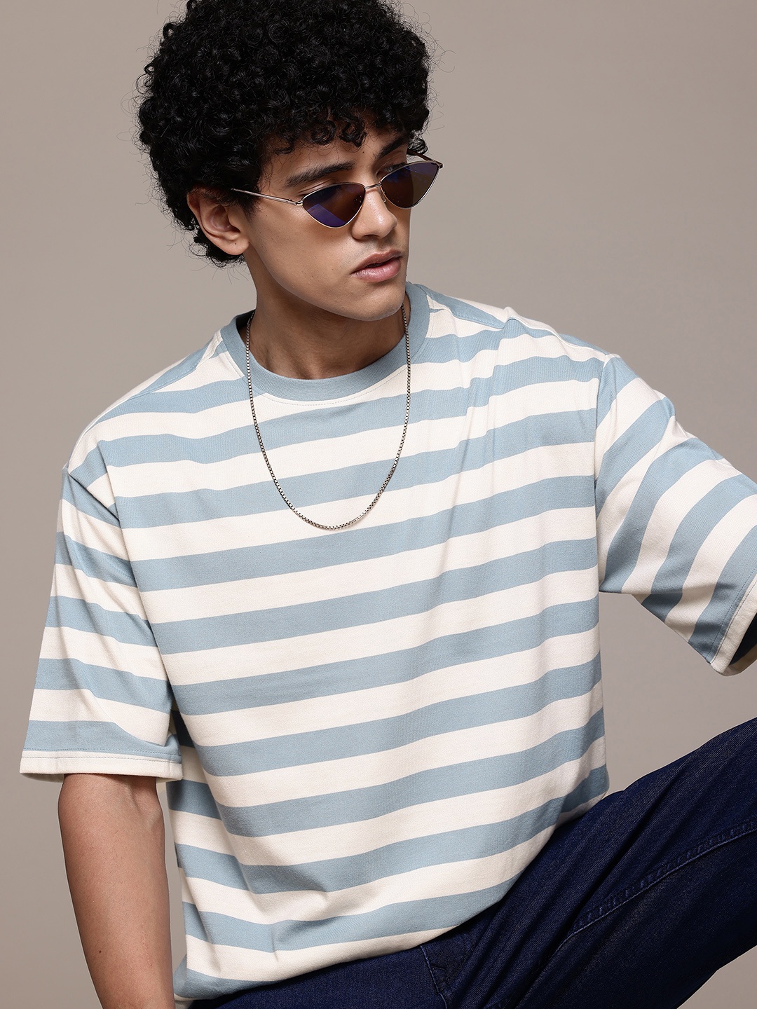 

The Roadster Lifestyle Co Striped Relaxed Fit T-shirt, White