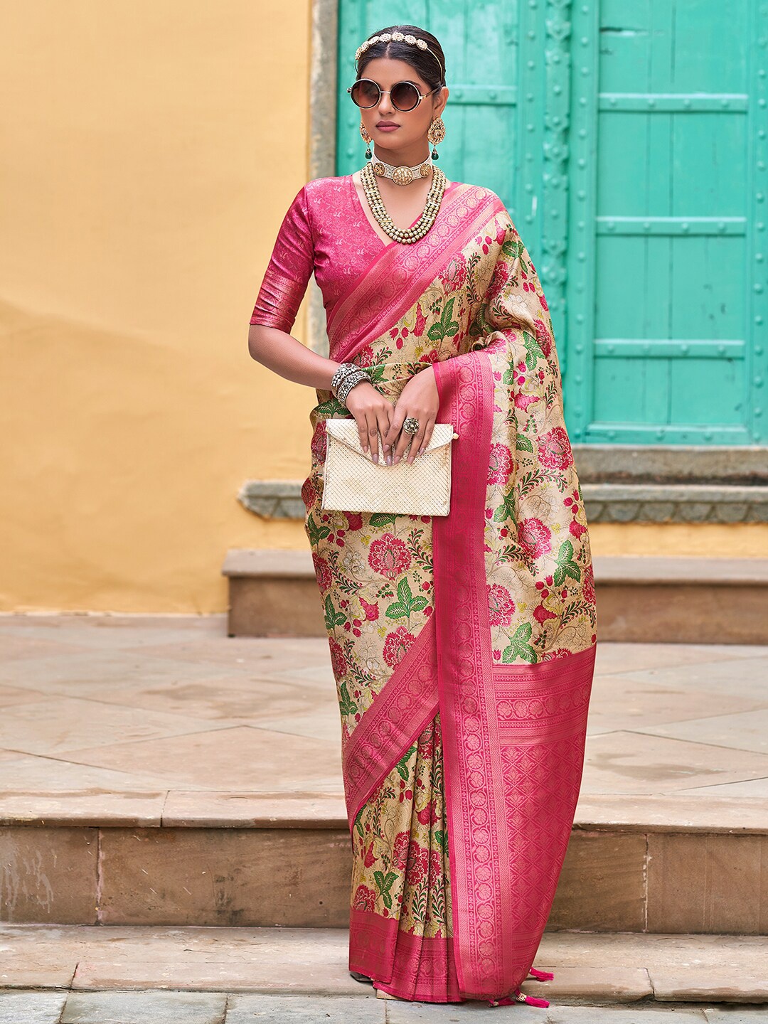

Mitera Beige Floral Printed Zari Art Silk Sungudi Saree