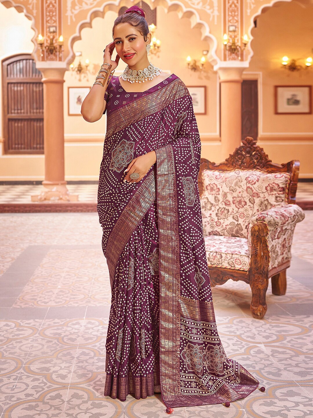 

Mitera Purple Bandhani Printed Zari Art Silk Bandhani Saree