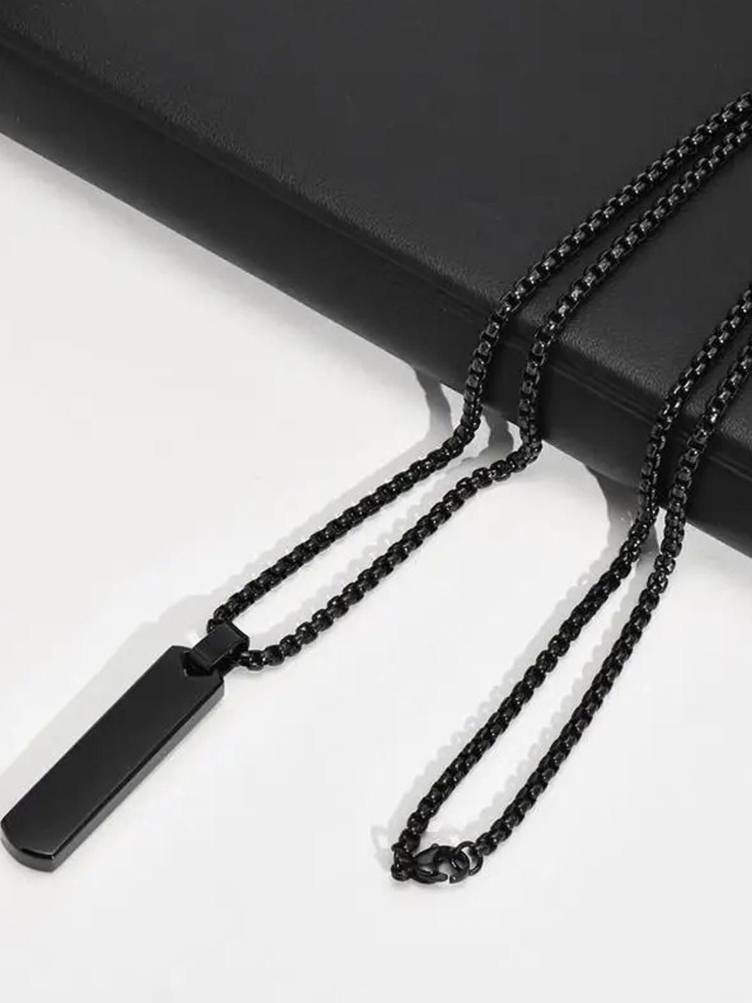 

Fashion Frill Men Bar-Shaped Pendant With Chain, Black