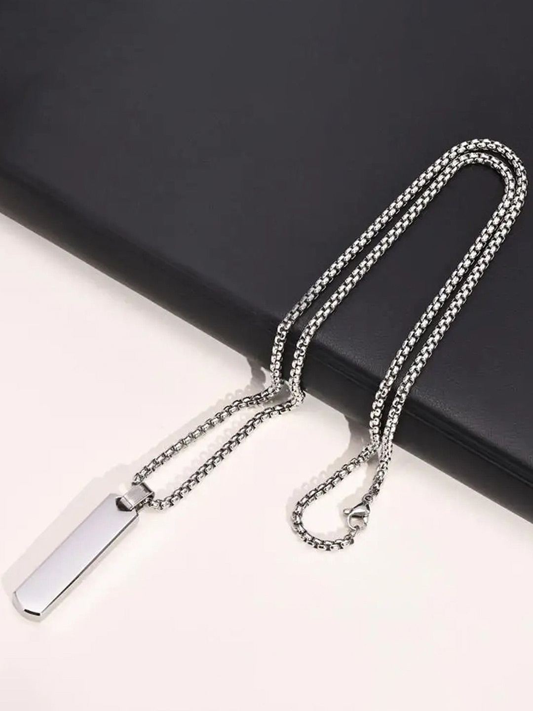 

Fashion Frill Bar-Shaped Pendant With Chain, Silver