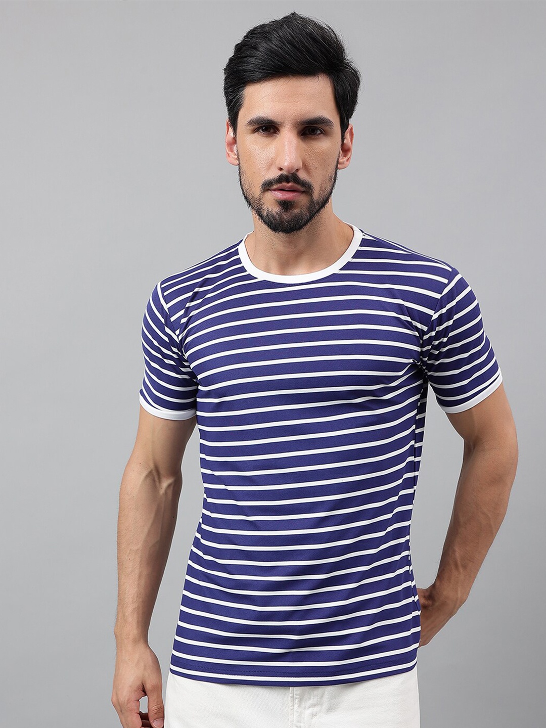 

Voroxy Striped Round Neck Short Sleeves Regular Fit T-shirt, Navy blue
