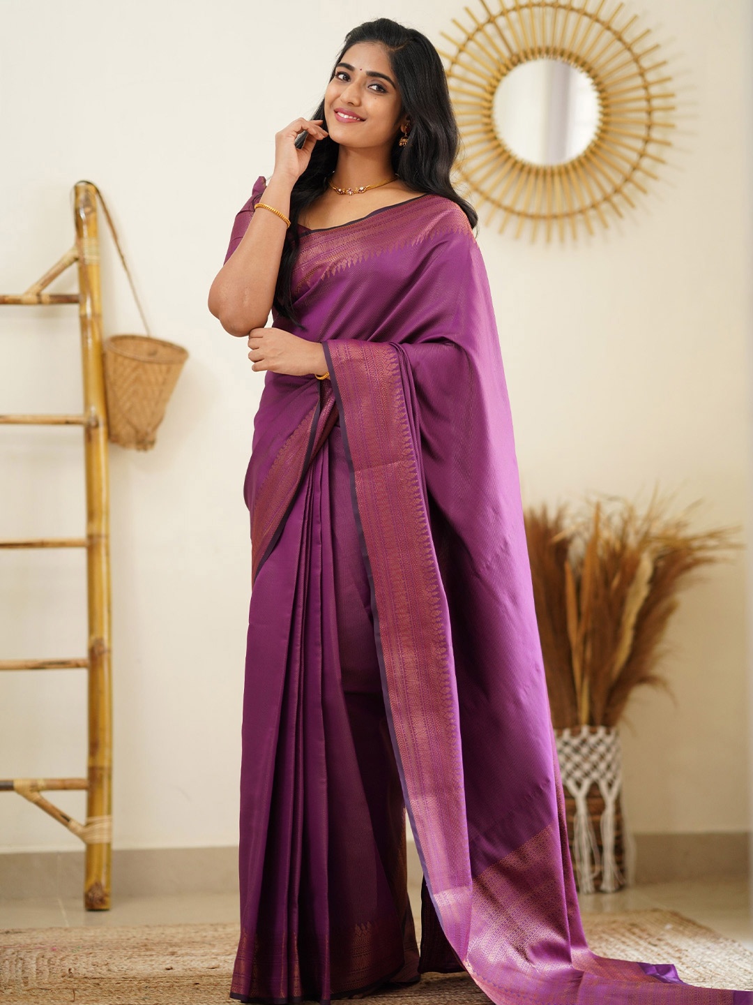 

HOLLYBEE TELLS Zari Banarasi Saree, Purple
