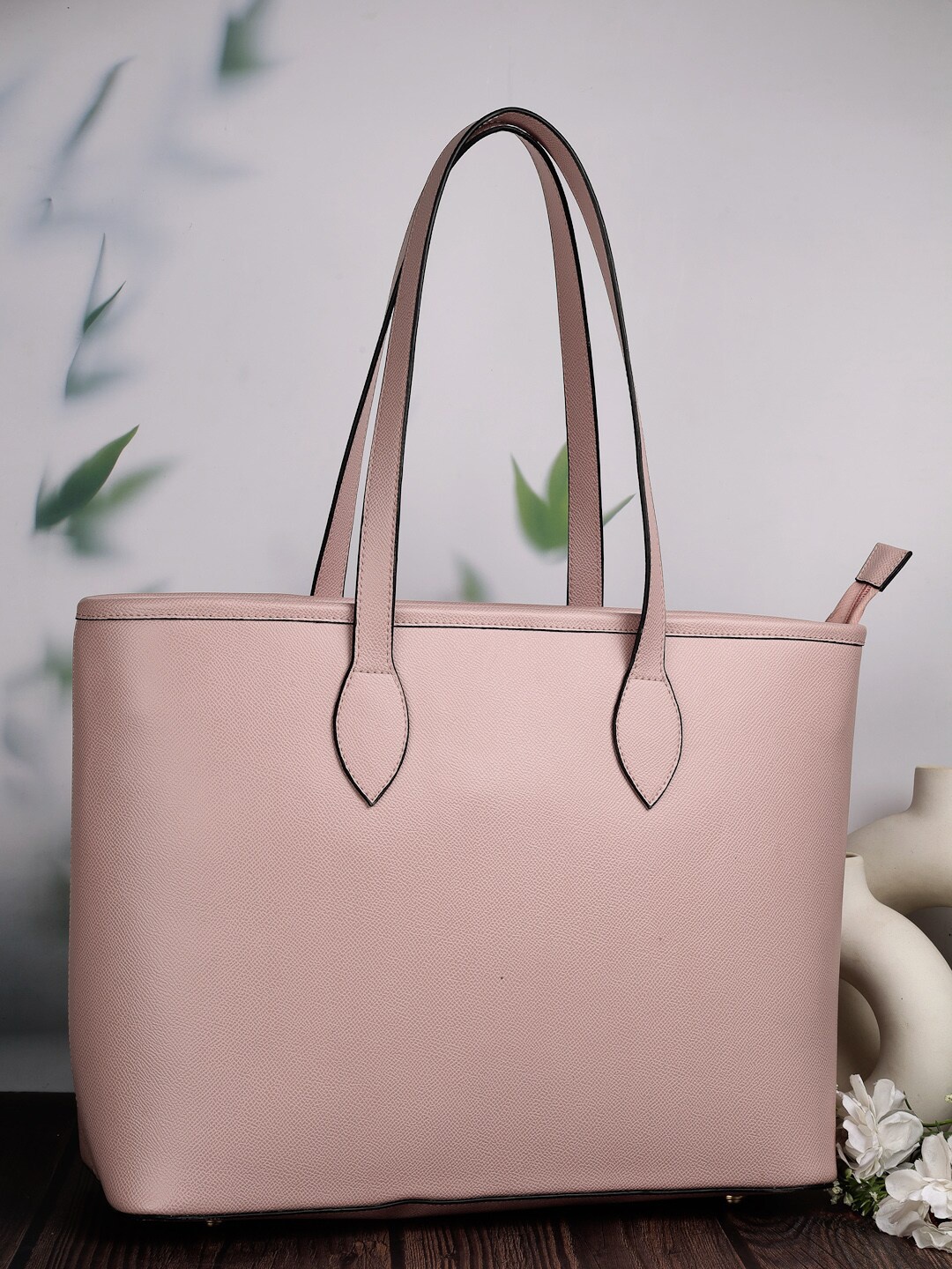 

Mast & Harbour Pink Structured Handheld Bag