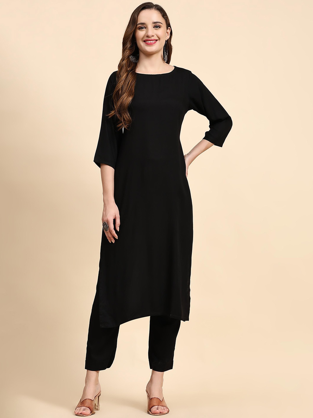 

KALINI Round Neck Straight Kurta Set, Black