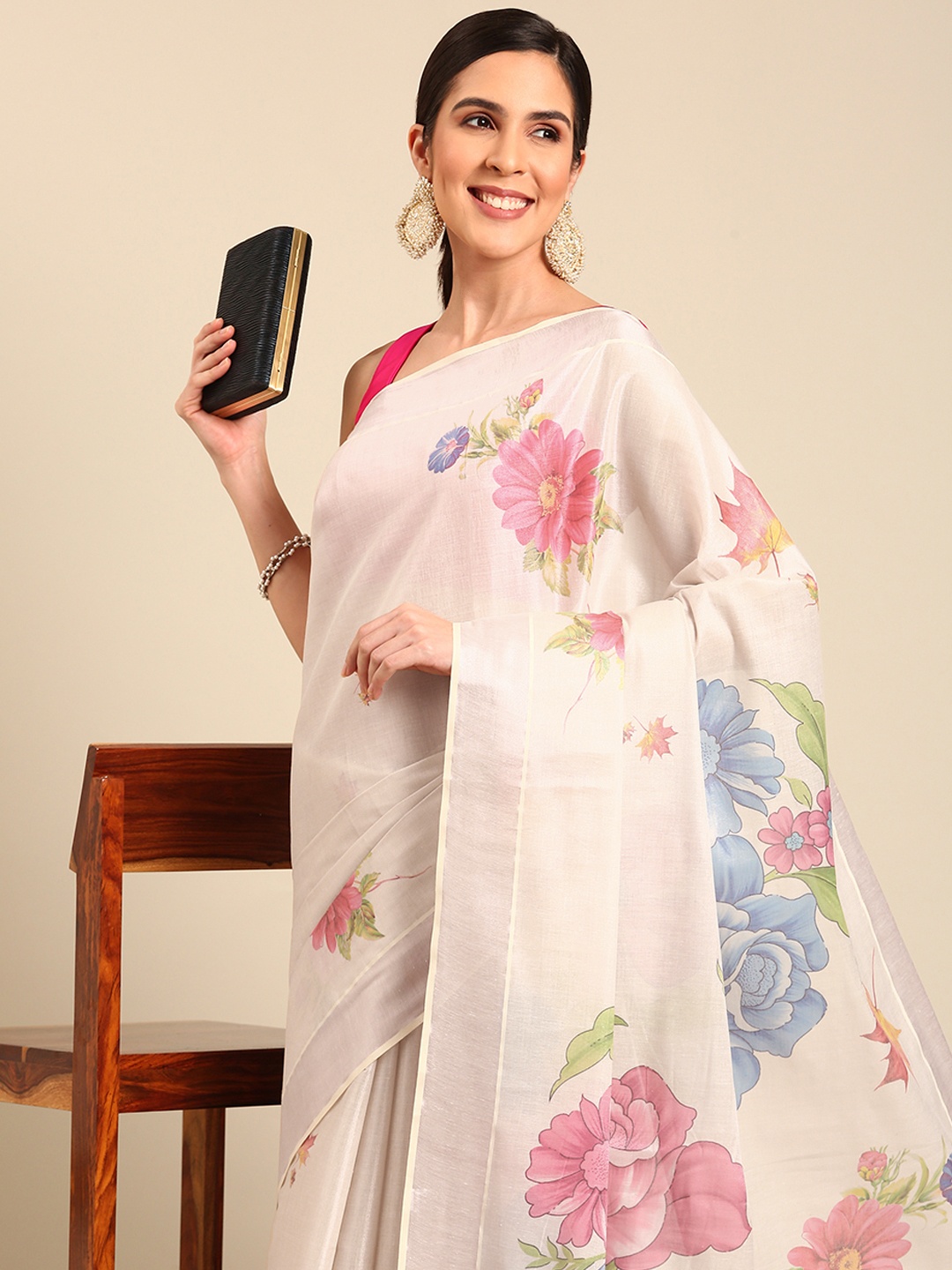 

Kalyan Silks Floral Tissue Kasavu Saree, Pink