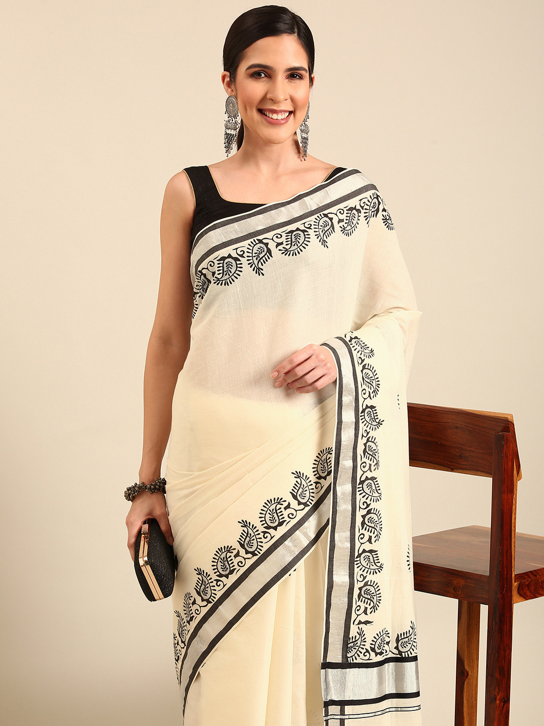 

Kalyan Silks Ethnic Motifs Pure Cotton Kasavu Saree, Off white