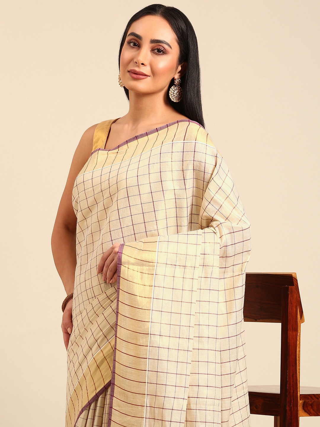 

Kalyan Silks Checked Tissue Kasavu Saree, Beige