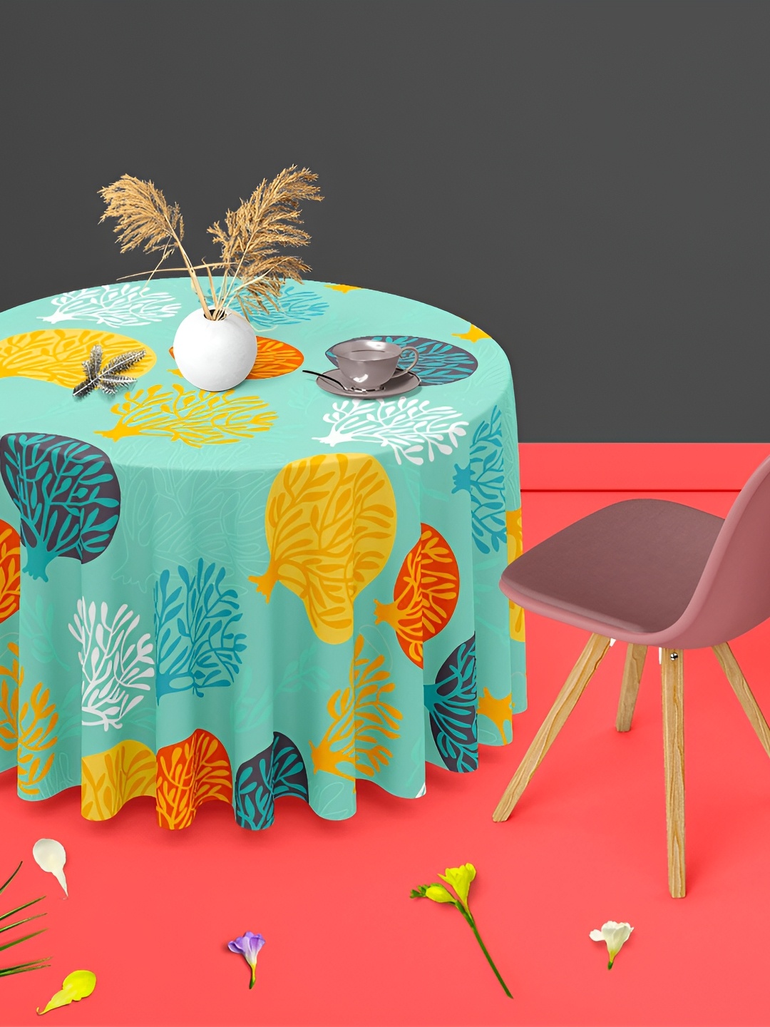 

ArtzFolio Green & Yellow Anti-Slip Round 4-Seater Table Cover