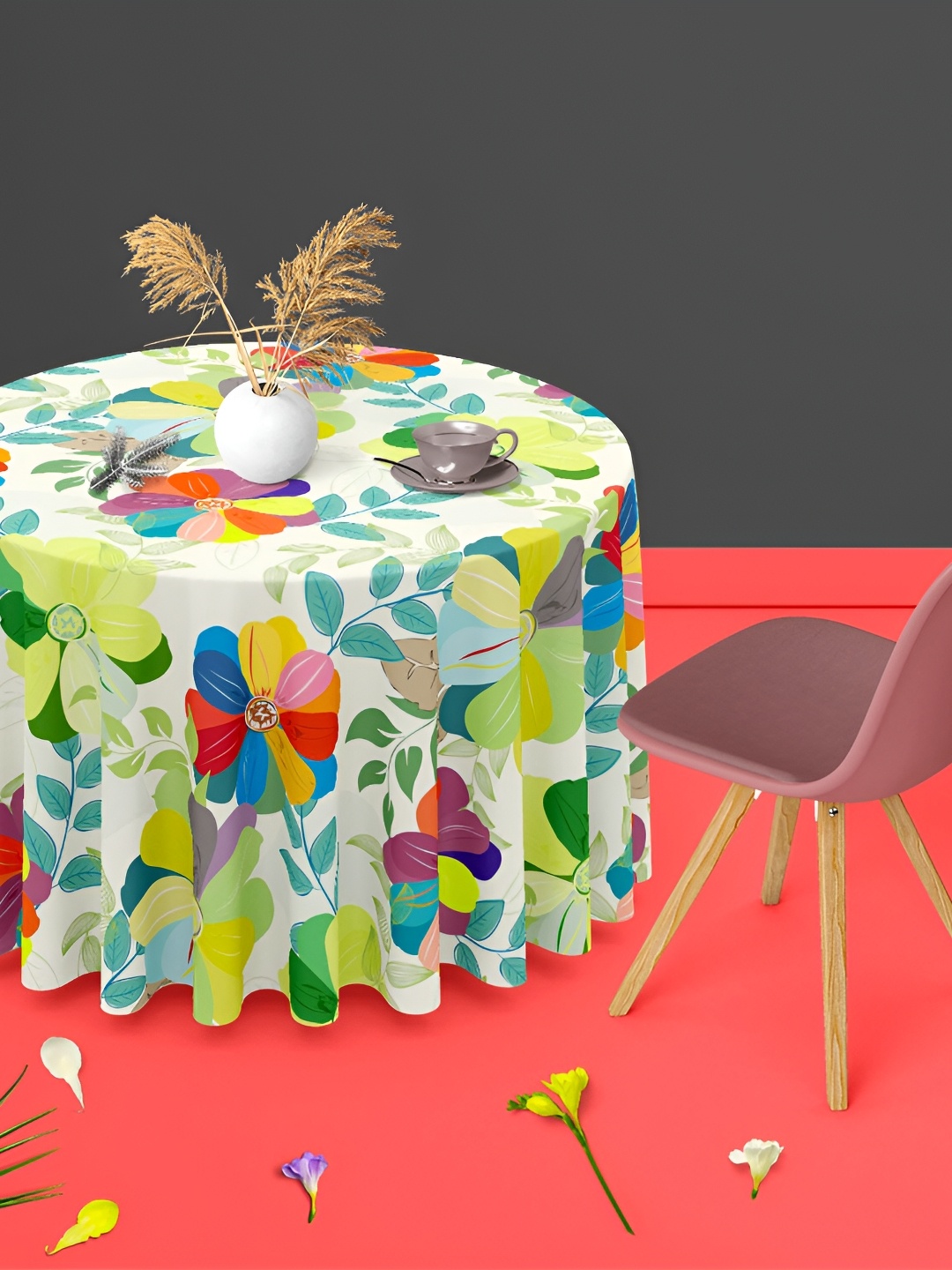 

ArtzFolio White Floral Printed Velvet Anti-Slip Round 8-Seater Table Cover
