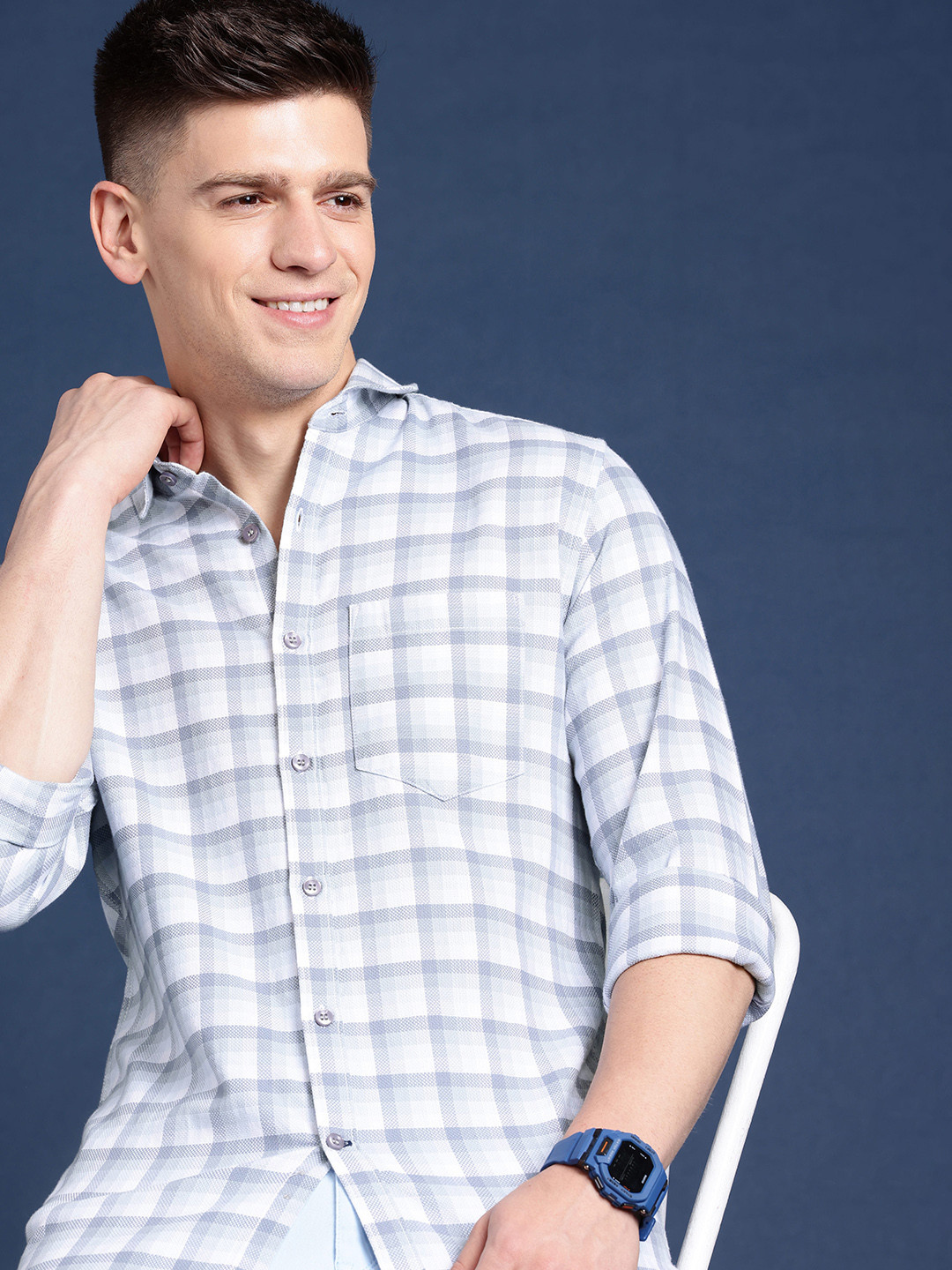 

Mast & Harbour Men Checked Pure Cotton Casual Shirt, Grey