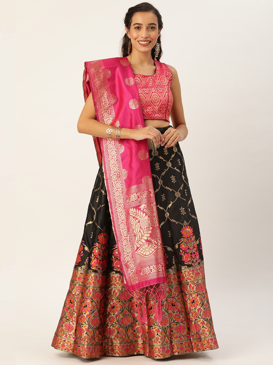 

HRITIKA Semi-Stitched Lehenga & Blouse With Dupatta, Black