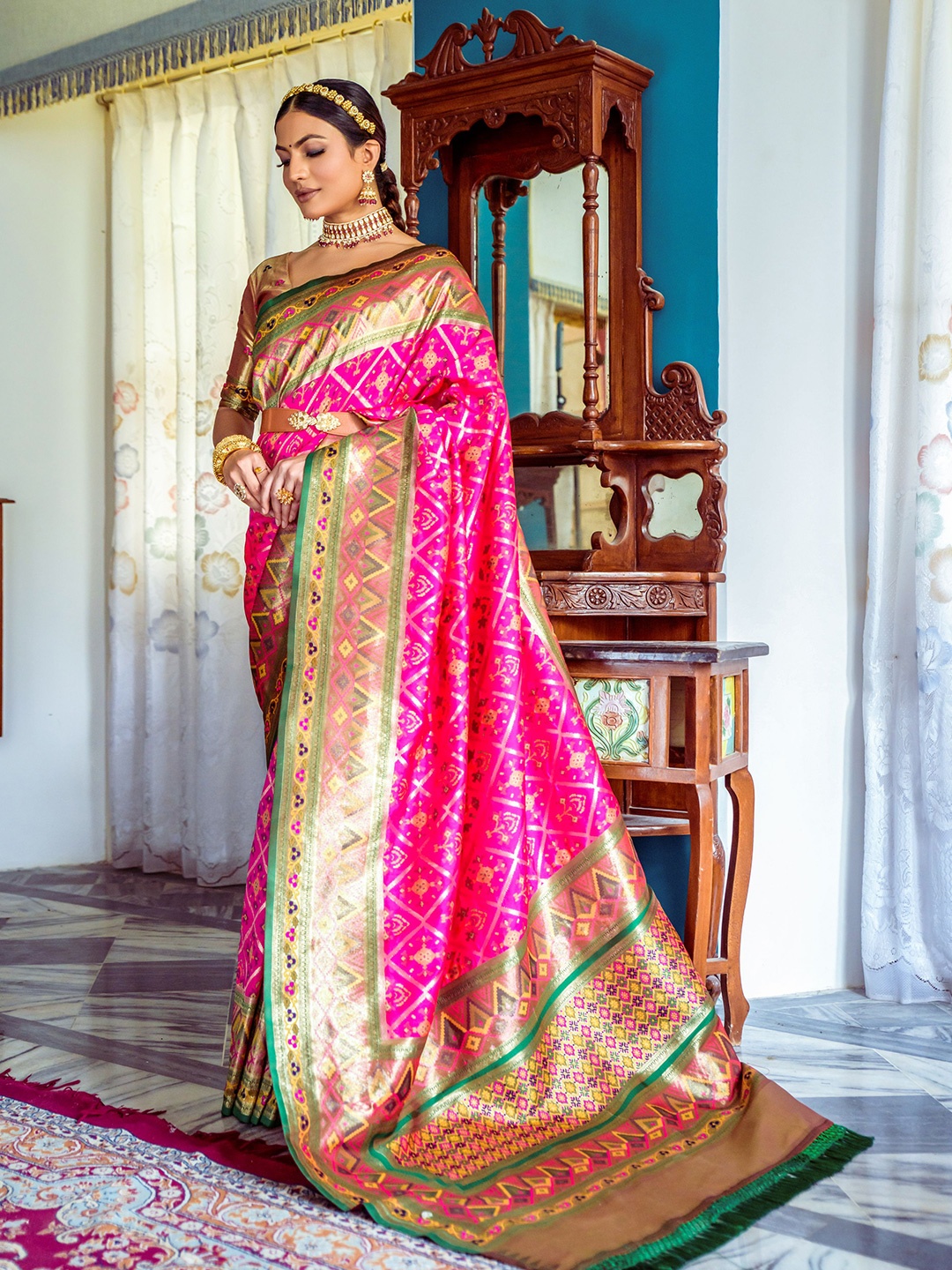 LeeliPeeri Designer Ethnic Motifs Woven Design Zari Patola Saree, Pink