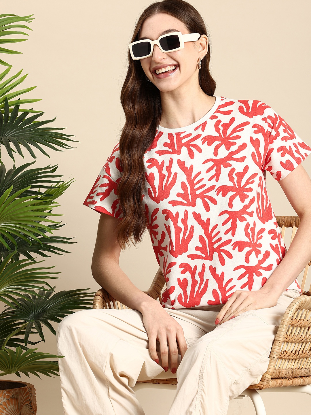 

Mast & Harbour Tropical Printed Drop-Shoulder Sleeves Pure Cotton T-shirt, Coral