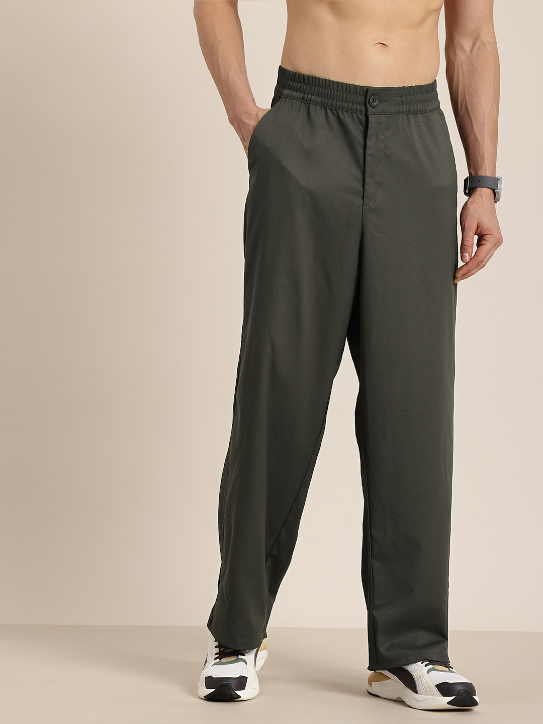 

HERE&NOW Men Textured Wide Leg Straight Fit Trousers, Grey