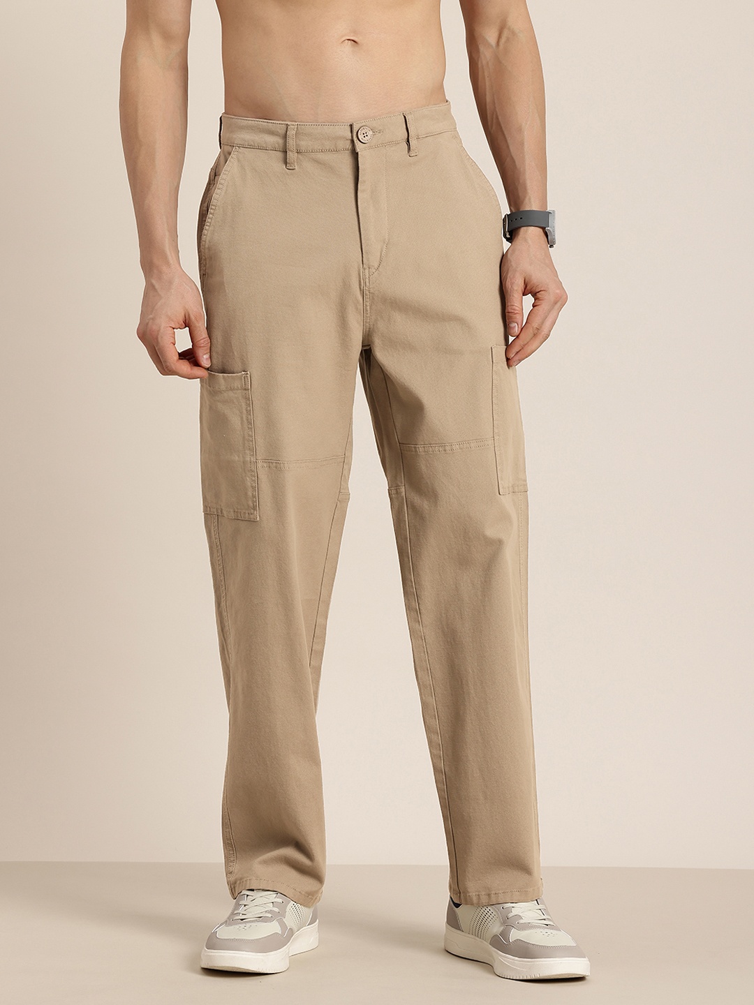 

HERE&NOW Men Straight Fit Cargos Trousers, Beige