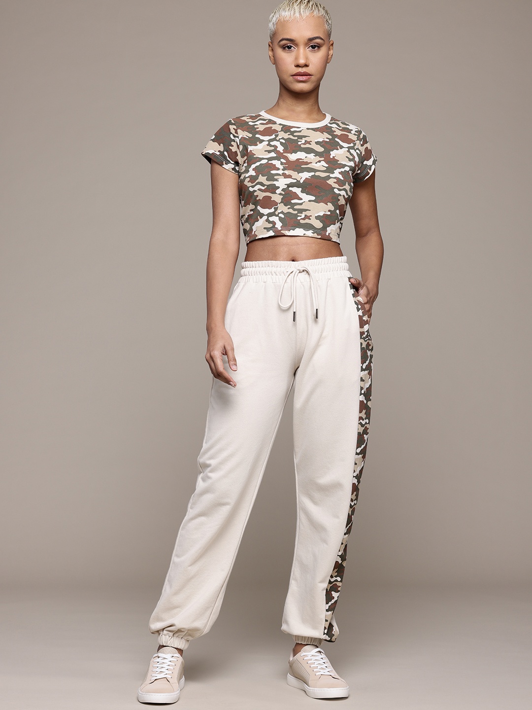 

The Roadster Lifestyle Co. Women Camouflage T-shirt and Joggers Co-Ord Set, Beige