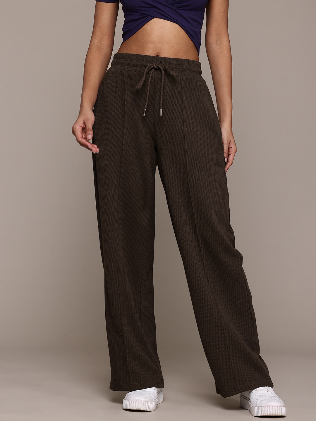 

The Roadster Lifestyle Co. Women Regular Fit Casual Trousers, Brown
