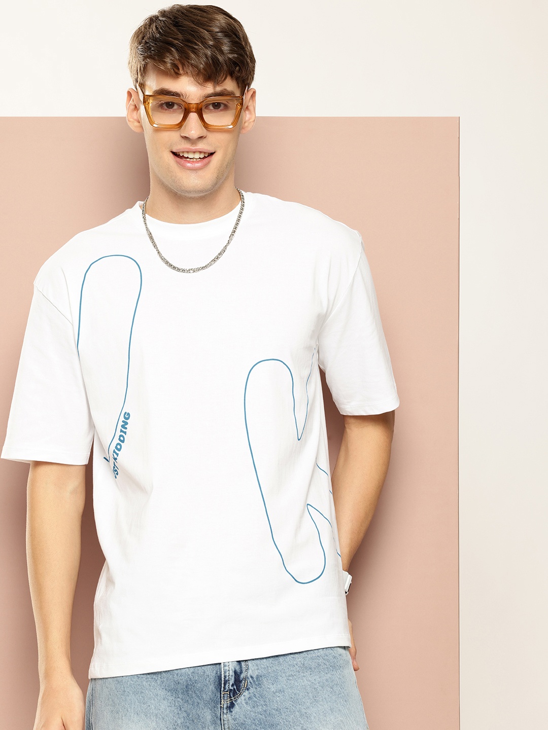 

Harvard Pure Cotton Typography Printed Drop-Shoulder Sleeves T-shirt, White