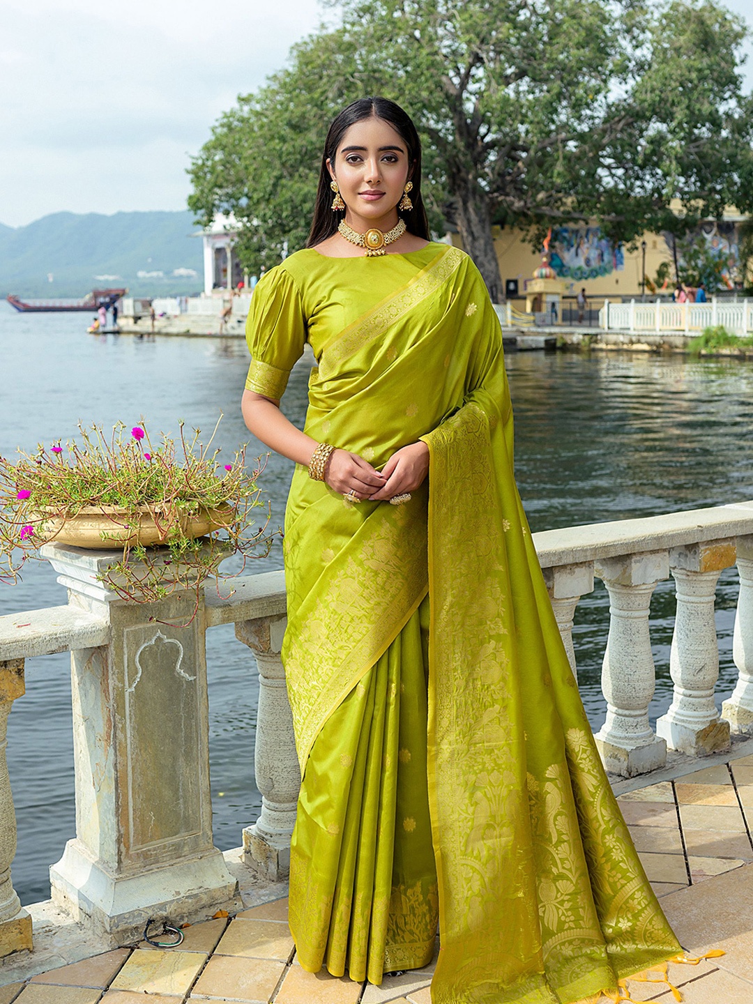 

LeeliPeeri Designer Ethnic Motifs Woven Design Zari Saree With Running Blouse Piece, Lime green