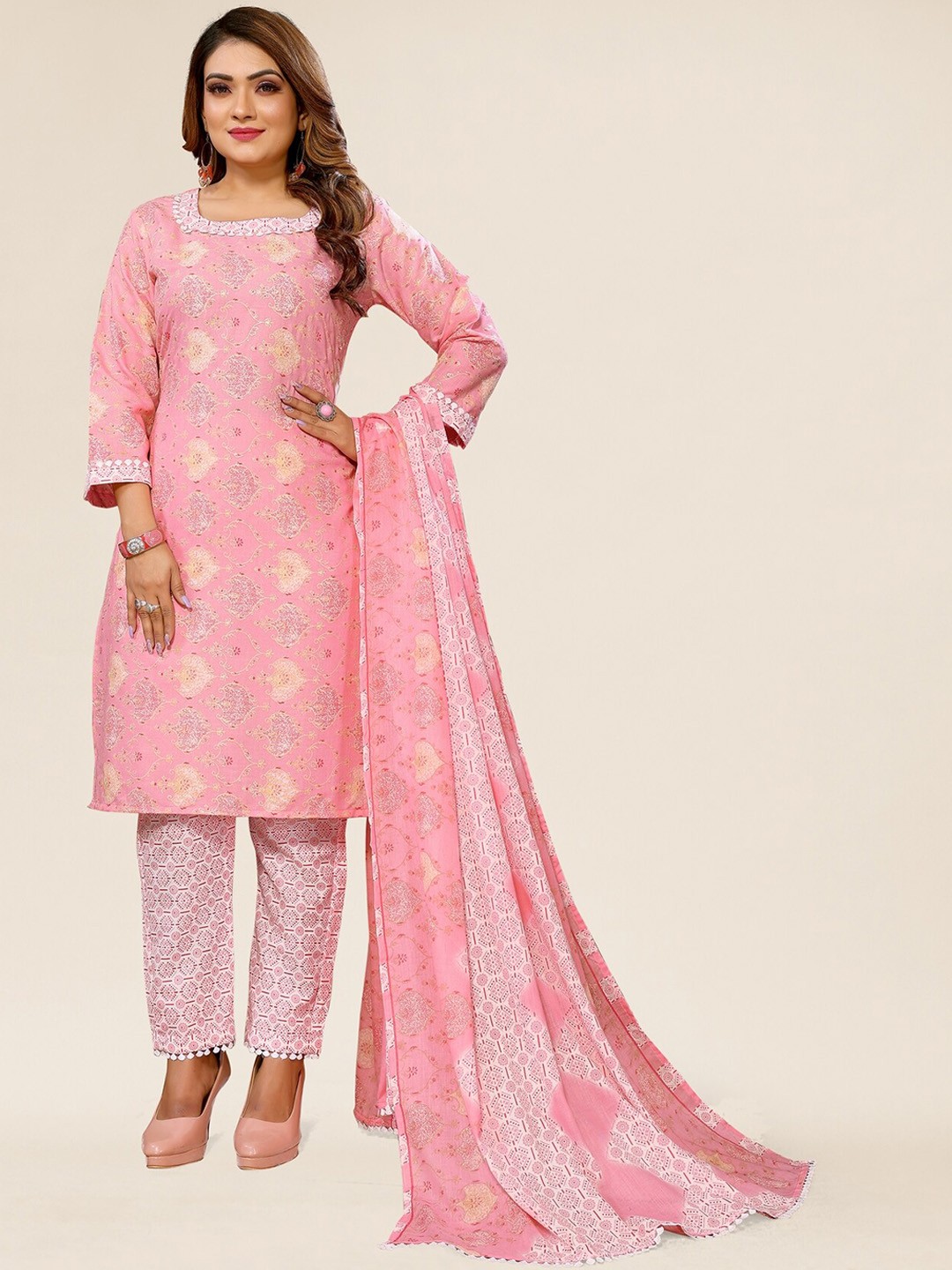 

TITANIUM SILK INDUSTRIES PVT. LTD. Printed Regular Kurta with Trousers & With Dupatta, Pink