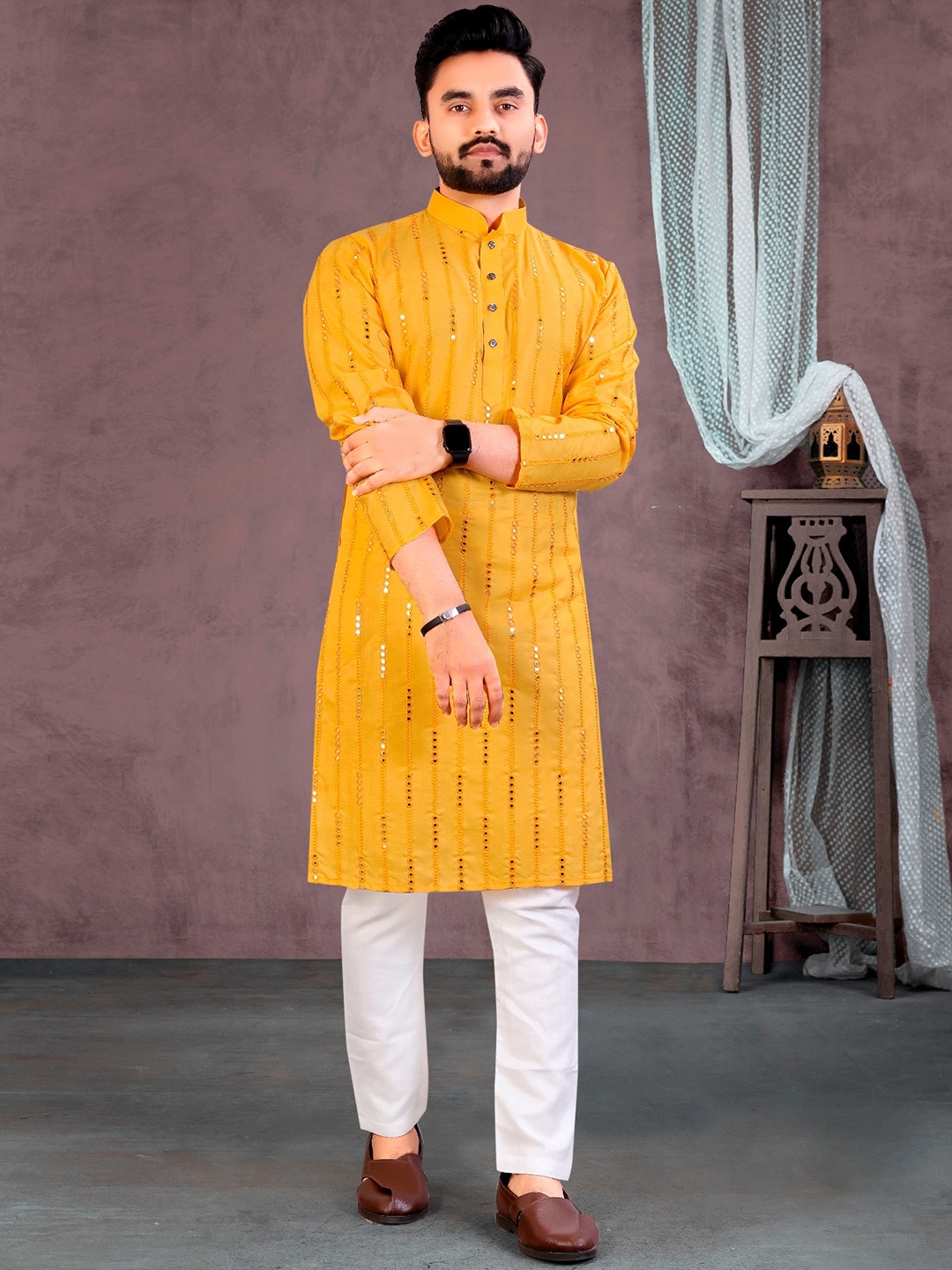 

PERFECTBLUE Men Striped Thread Work Kurta, Yellow