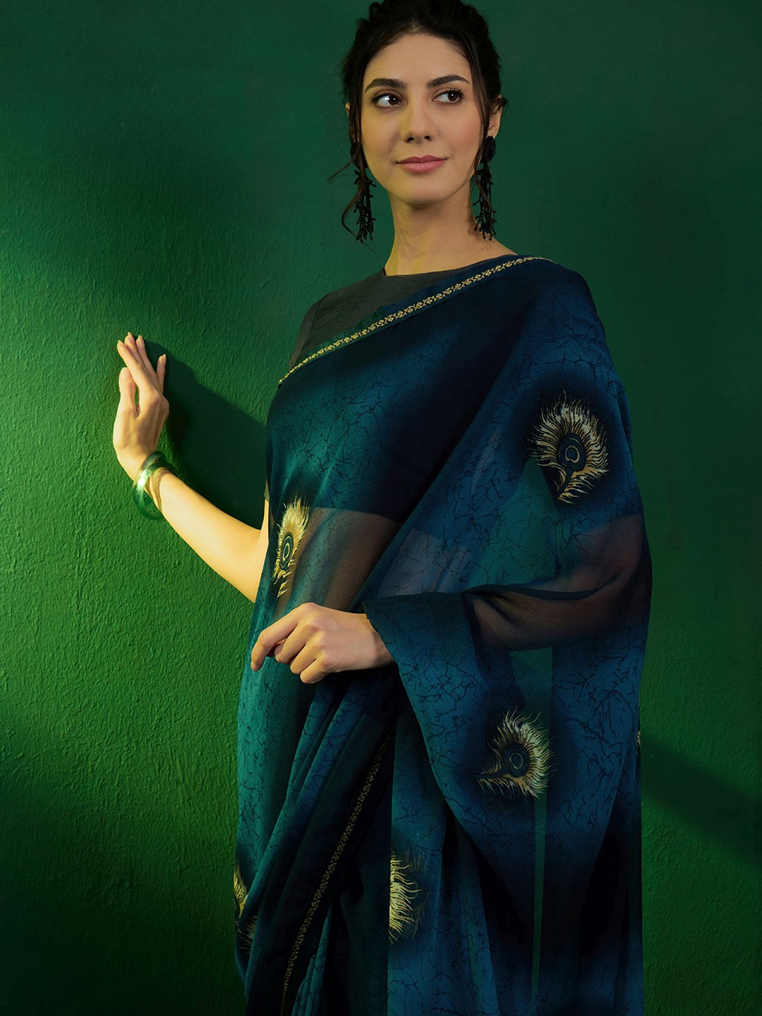 

Sangria Ombre Printed Pure Chiffon Saree, Blue