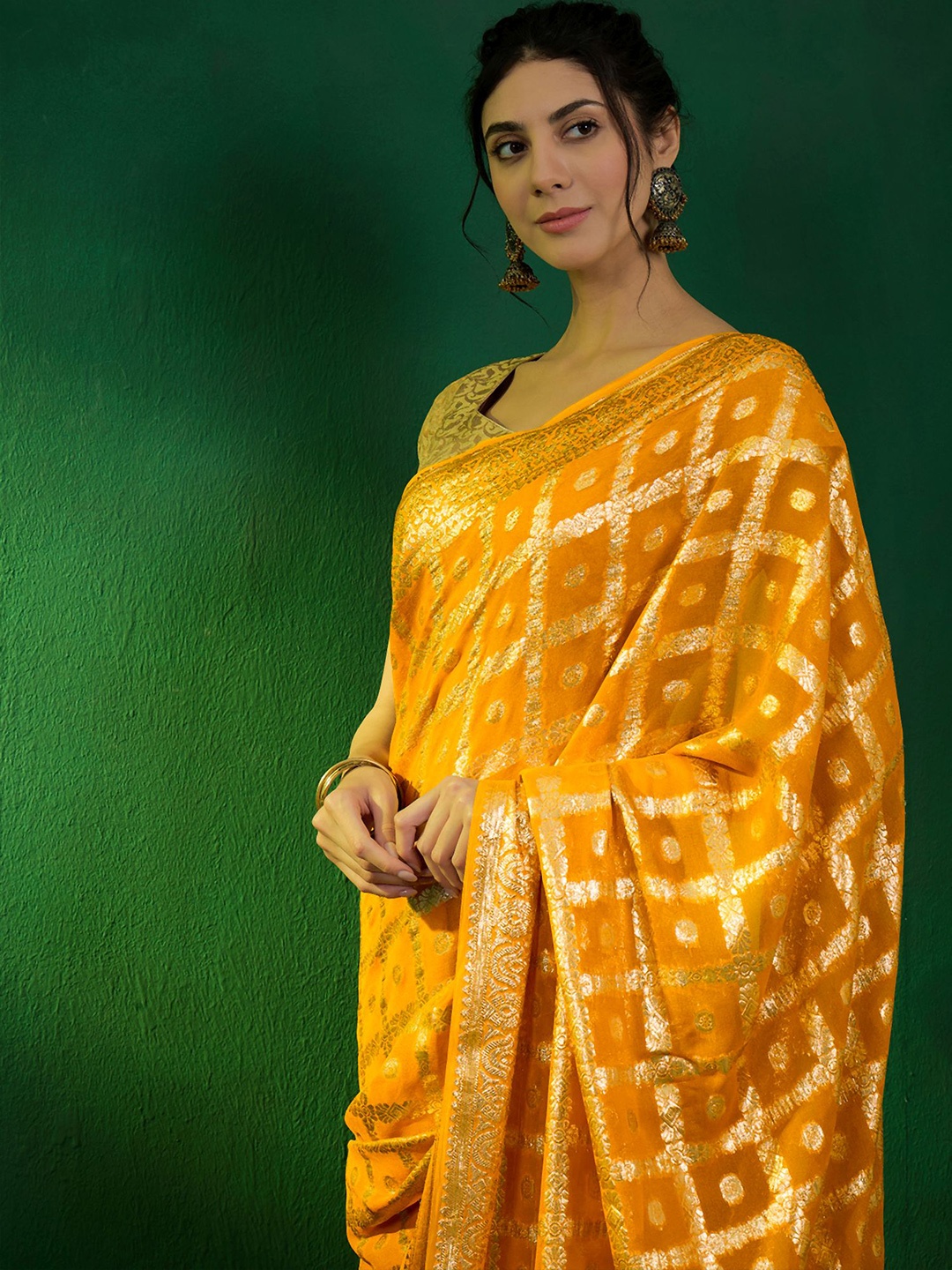 

Sangria Checked Pure Silk Banarasi Saree, Yellow