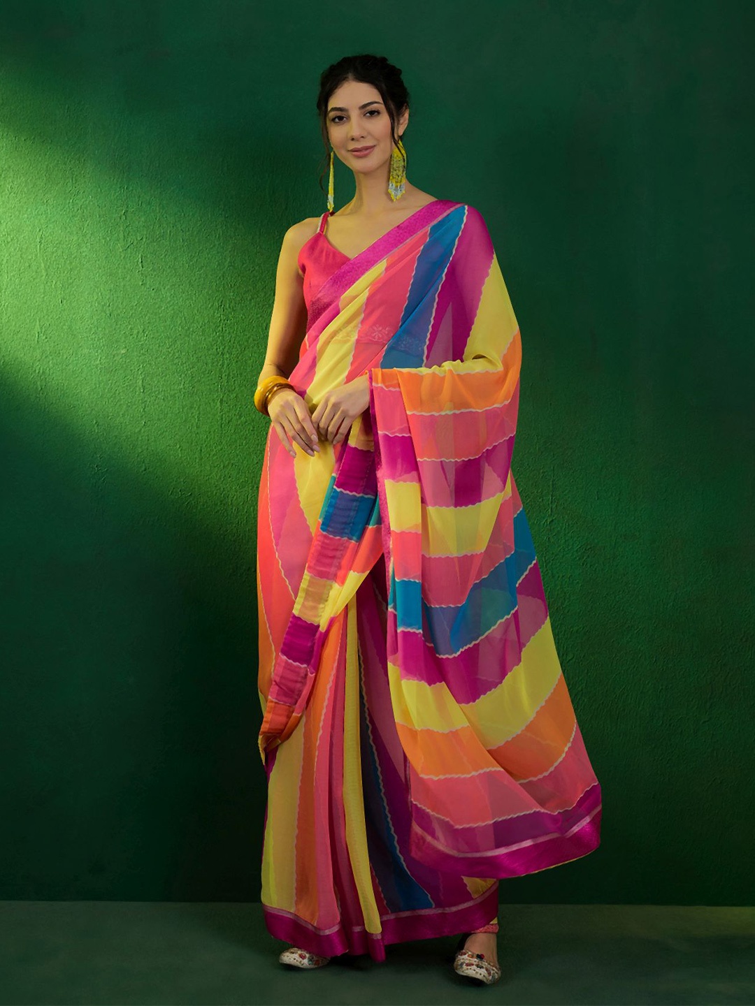 

Sangria Leheriya Printed Pure Chiffon Saree, Pink