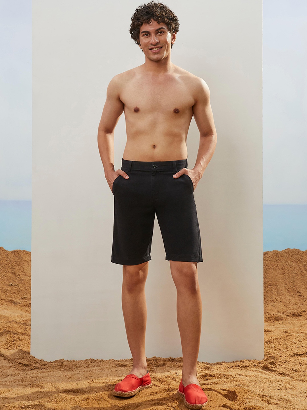 

CMGE Men Shorts, Black