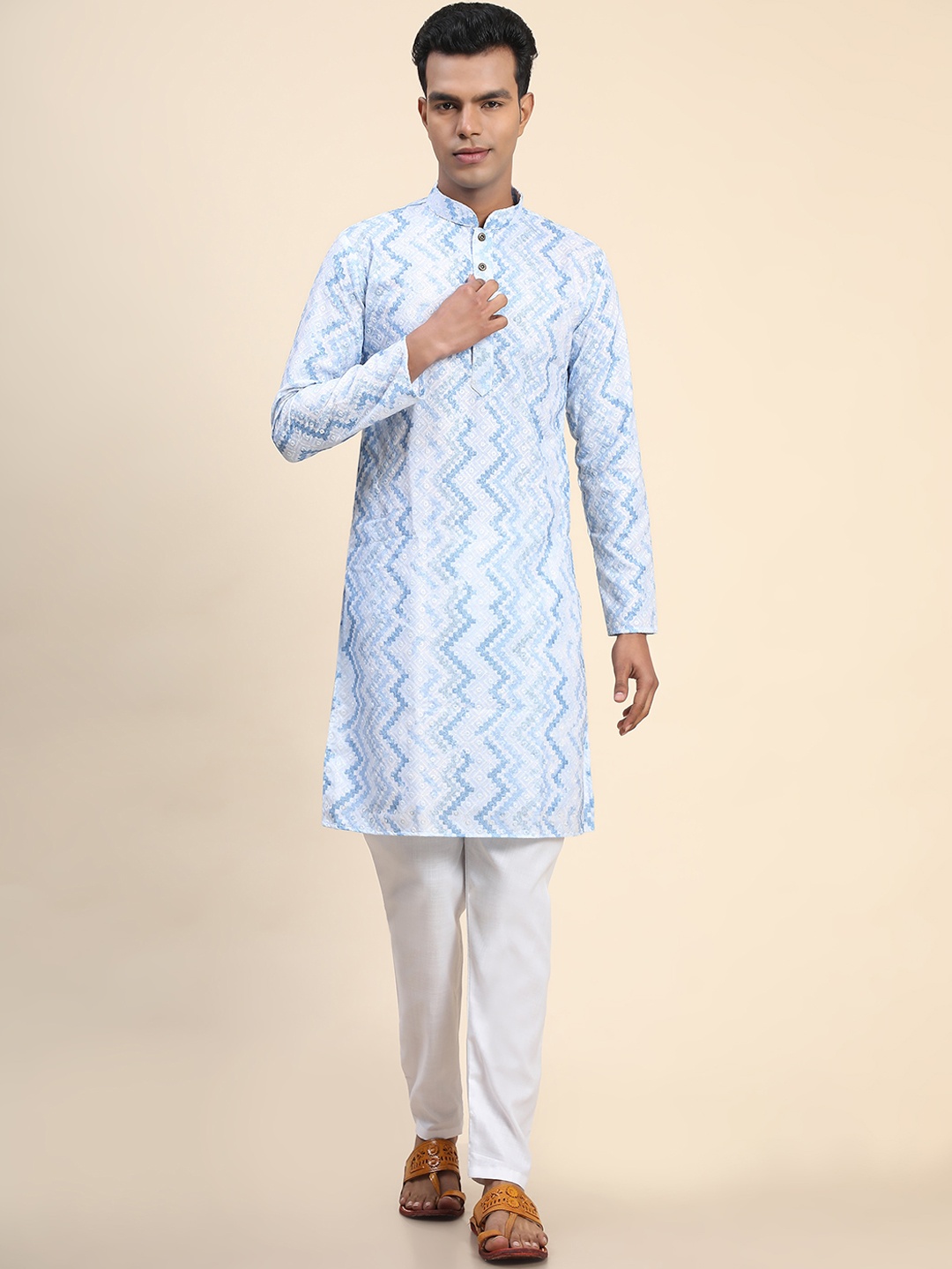 

PERFECTBLUE Men Geometric Printed Thread Work Kurta, Blue