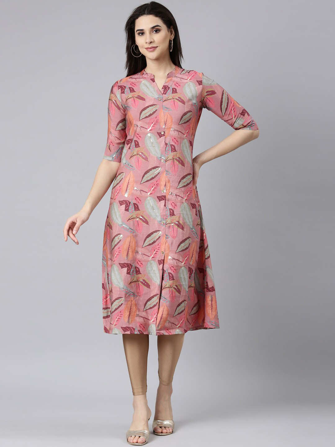 

Neerus Floral Printed Mandarin Collar Straight Kurta, Pink