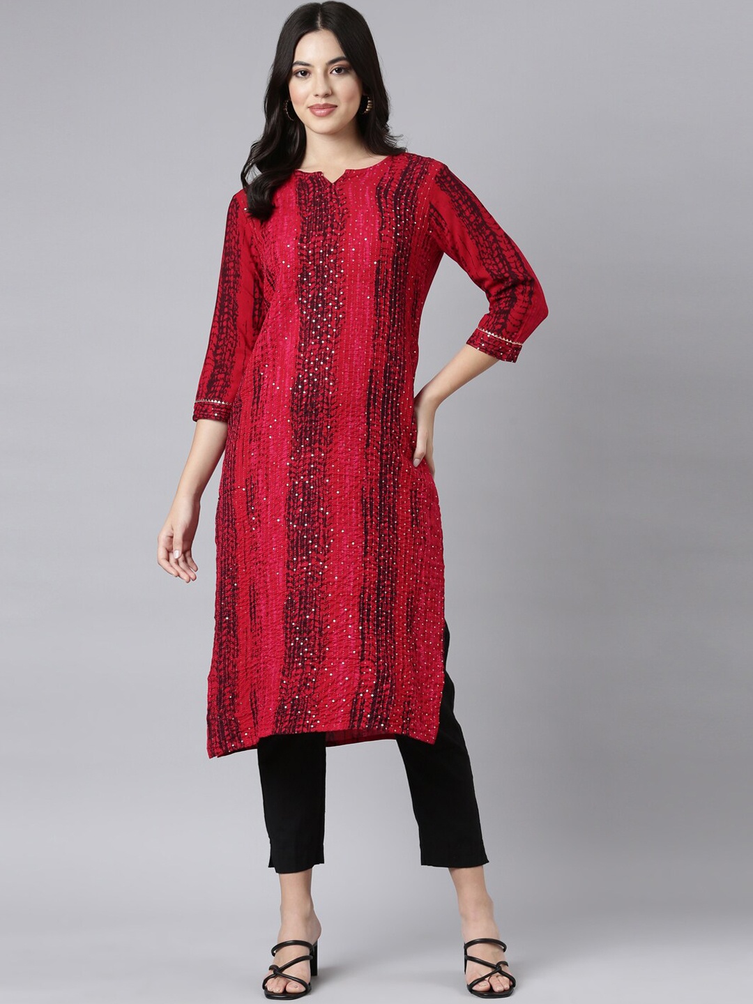 

Neerus Women Printed Keyhole Neck Thread Work Kurta, Red