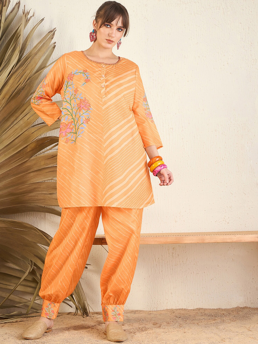 

Indo Era Floral Printed A-Line Kurti with Trousers, Yellow